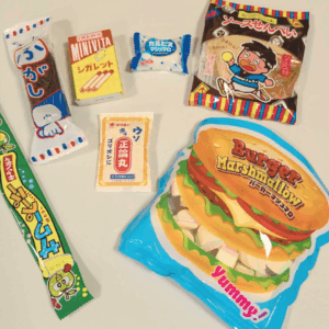 マシュマロやグミなどいつも来てくれる小学生が寄付してくれたお菓子